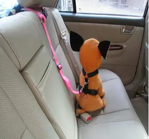 Ремень безопасности для животных в автомобиль Розовый