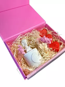 Подарочный набор с 4 свечами в коробке с бантом Розовый